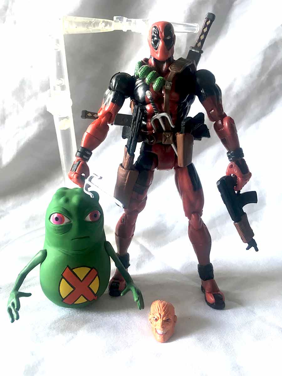 toy biz marvel legends deadpool