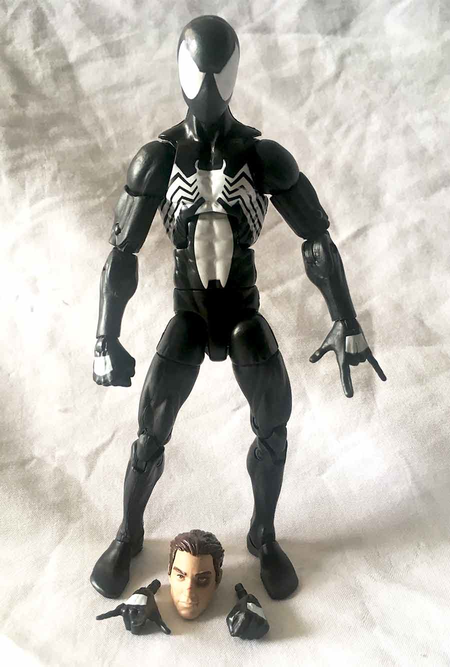 Marvel Legends Black SpiderMan 6" Kraven's Last Hunt